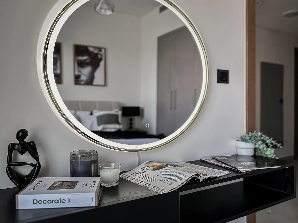Trophy - Cozy Elegant Suites Dubai